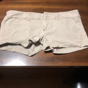 American eagle khaki shorts.